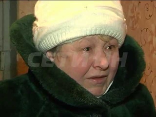 Сын мучает и бьет родную мать