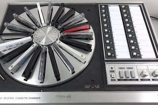 Fascinating Vintage 20 Cassette Carousel from 1972 : Panasonic RS-296US