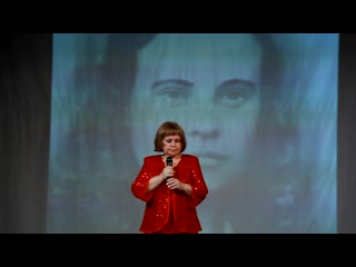 я к одной к тебе иду в сердце раненая мама. мама богомолица. песни мама стена каменная. мама мамочка моя стена каменная. мама богомолица.