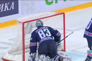 Великолепный проход и гол Виделля / Linus Videll rushes through the zone and scores