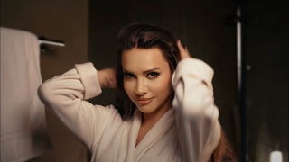 Otilia - Sweet Dreams (Shower Session)
