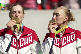 Россиянки Макарова и Веснина принесли России седьмое золото, выиграв теннисный турнир в парах
