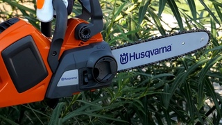 Аккумуляторная цепная пила Husqvarna 436 Li