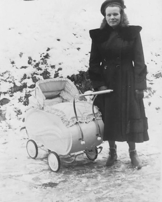 Pin on Vintage prams, strollers, buggies etc