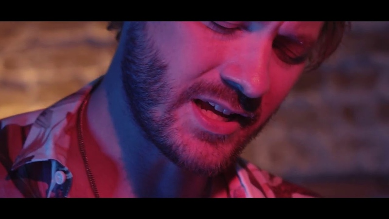 Josh dally - falling. Timecop1983 feat. At 1980 группа. Timecop1983 on the run обложка. Dally.