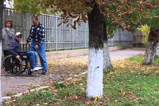 Отношение к инвалидам / Аttitude to disabled people